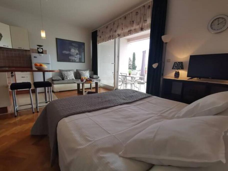 Maia'S Beach Studio Znjan Split Dış mekan fotoğraf